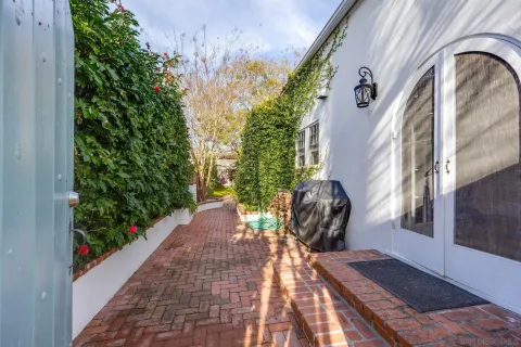 $4,595,000 | 811 10th Street, Coronado, CA 92118