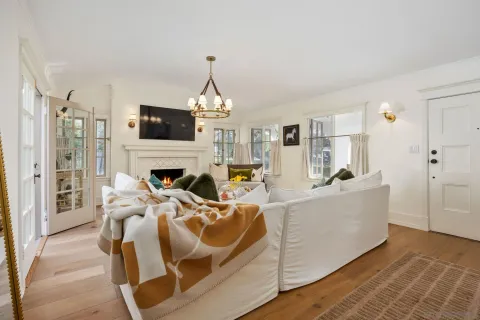 $4,595,000 | 811 10th Street, Coronado, CA 92118