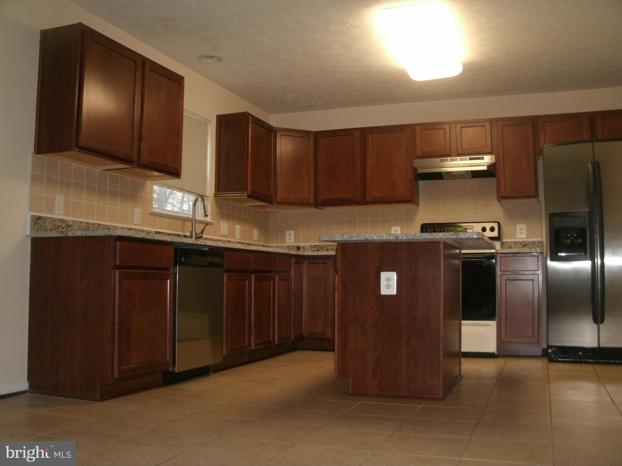 4603 Riddle Drive Baltimore, MD 21236 - Photo 11 of 30 Kitchen