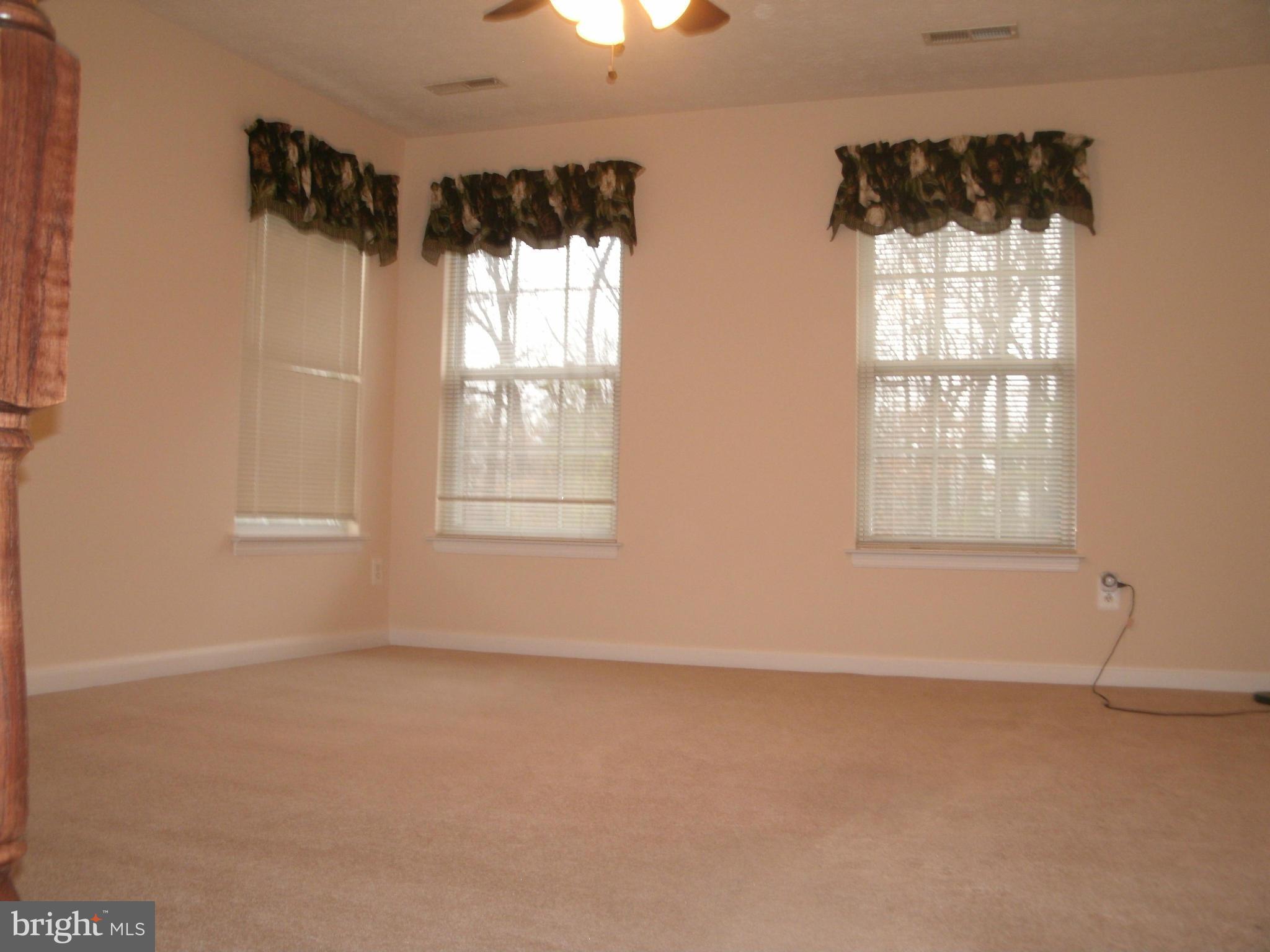 4603 Riddle Drive Baltimore, MD 21236 - Photo 19 of 30 Open space at 2nd Fl.