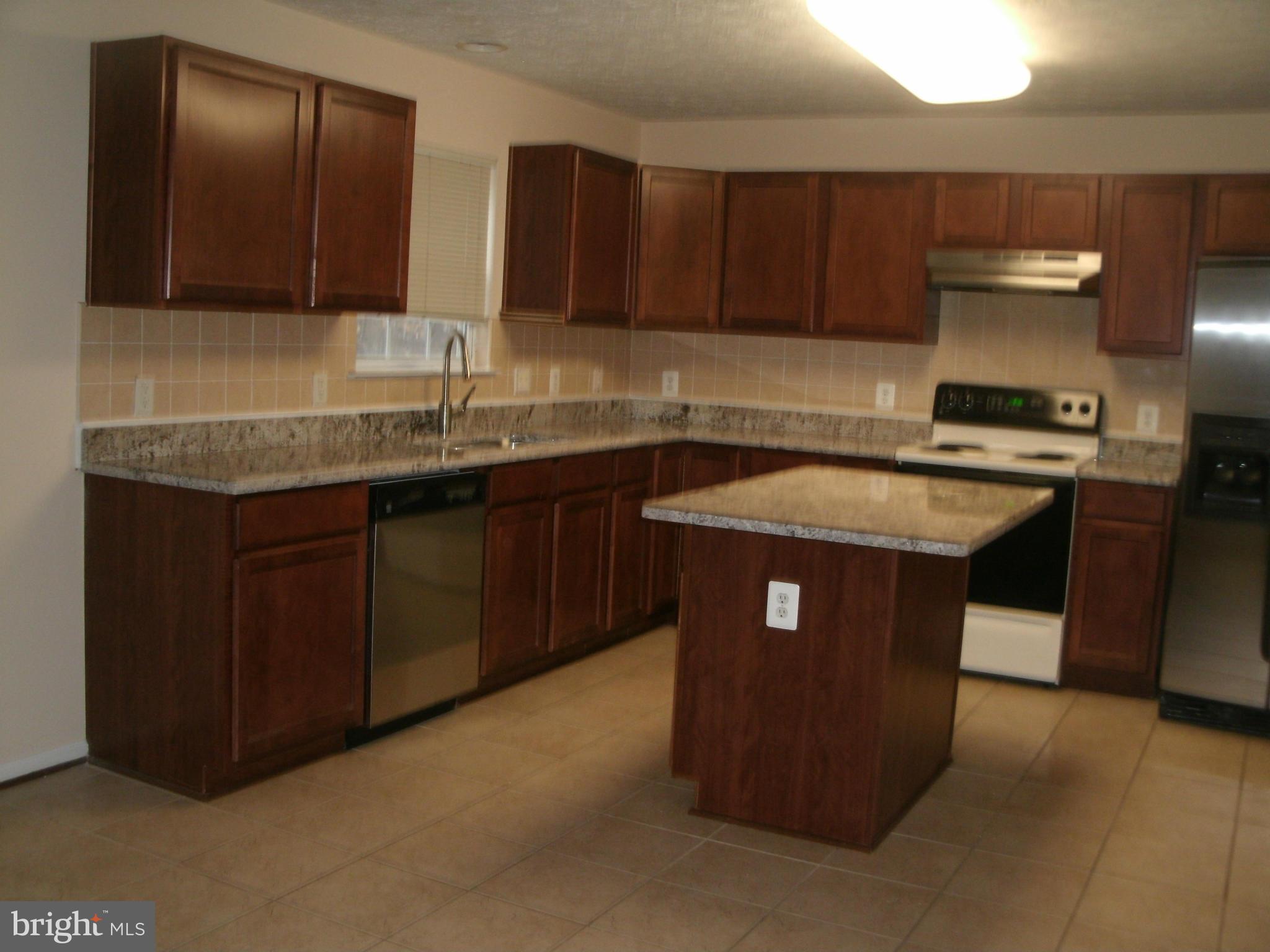 4603 Riddle Drive Baltimore, MD 21236 - Photo 8 of 30 Kitchen