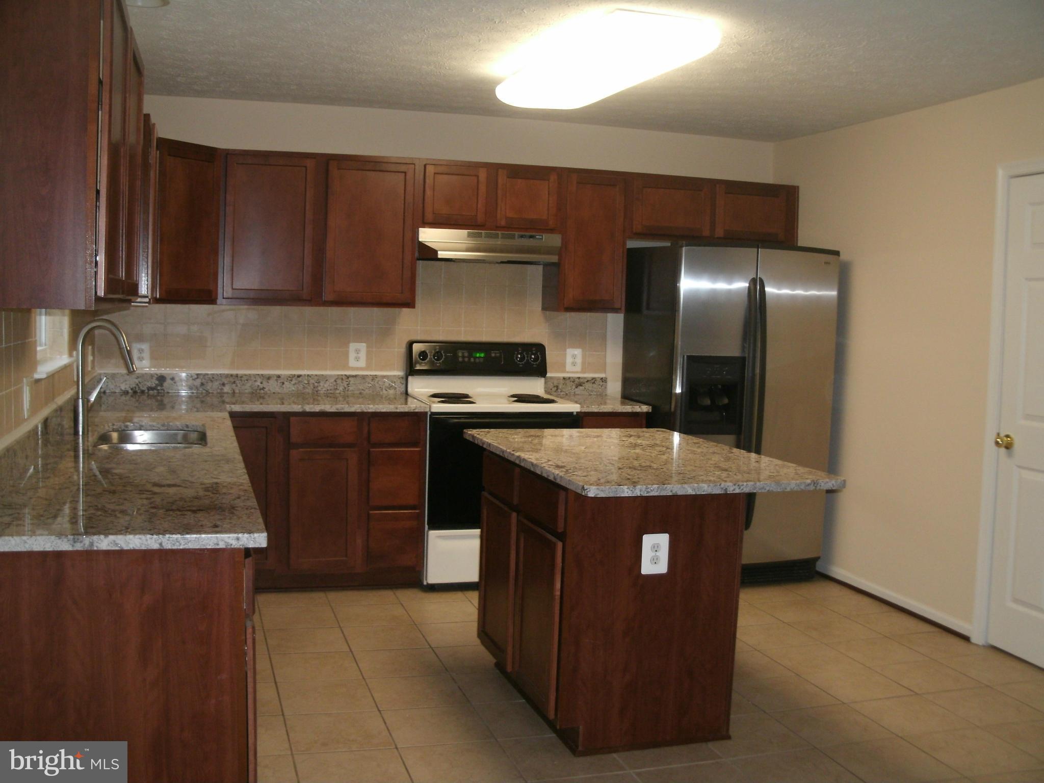 4603 Riddle Drive Baltimore, MD 21236 - Photo 9 of 30 Kitchen