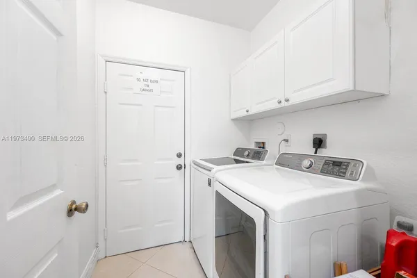 $854,000 | 14336 Southwest 158th Place, Miami, FL 33196