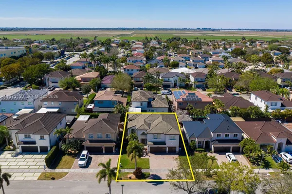 $854,000 | 14336 Southwest 158th Place, Miami, FL 33196