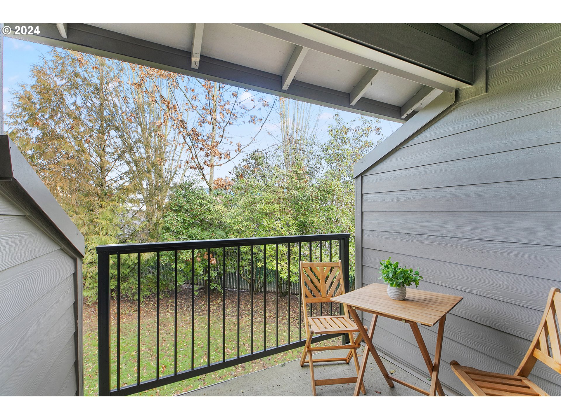 12632 Northwest Barnes Road, Unit 9 Portland, OR 97229 - Photo 15 of 26 Deck