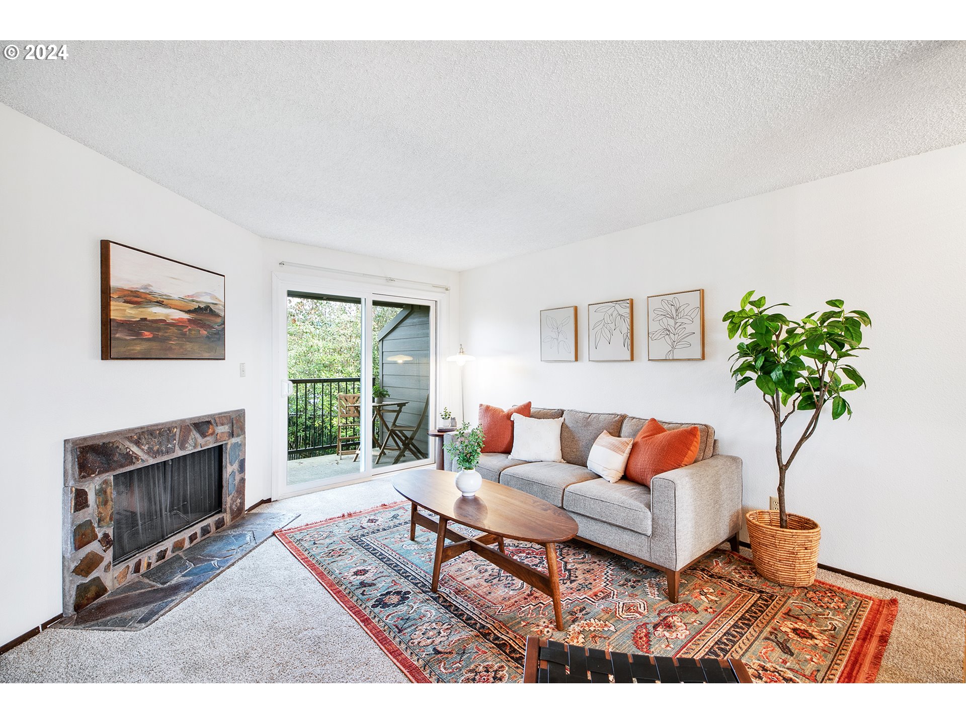 12632 Northwest Barnes Road, Unit 9 Portland, OR 97229 - Photo 3 of 26 Fireplace