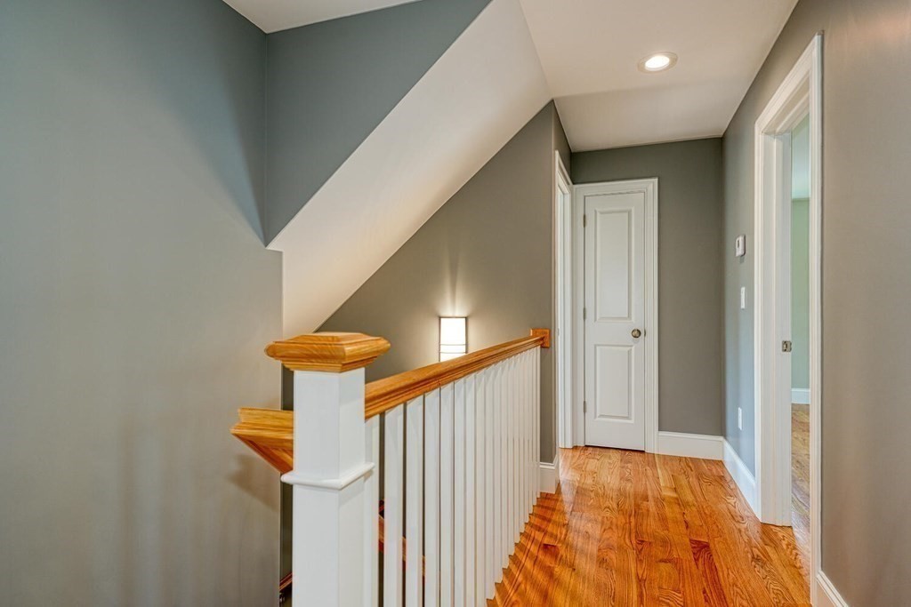 12 Rahway Road Burlington, MA 01803 - Photo 16 of 38