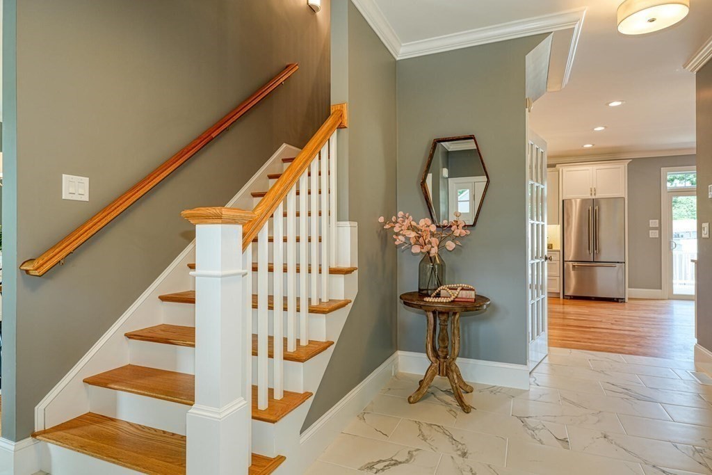 12 Rahway Road Burlington, MA 01803 - Photo 5 of 38