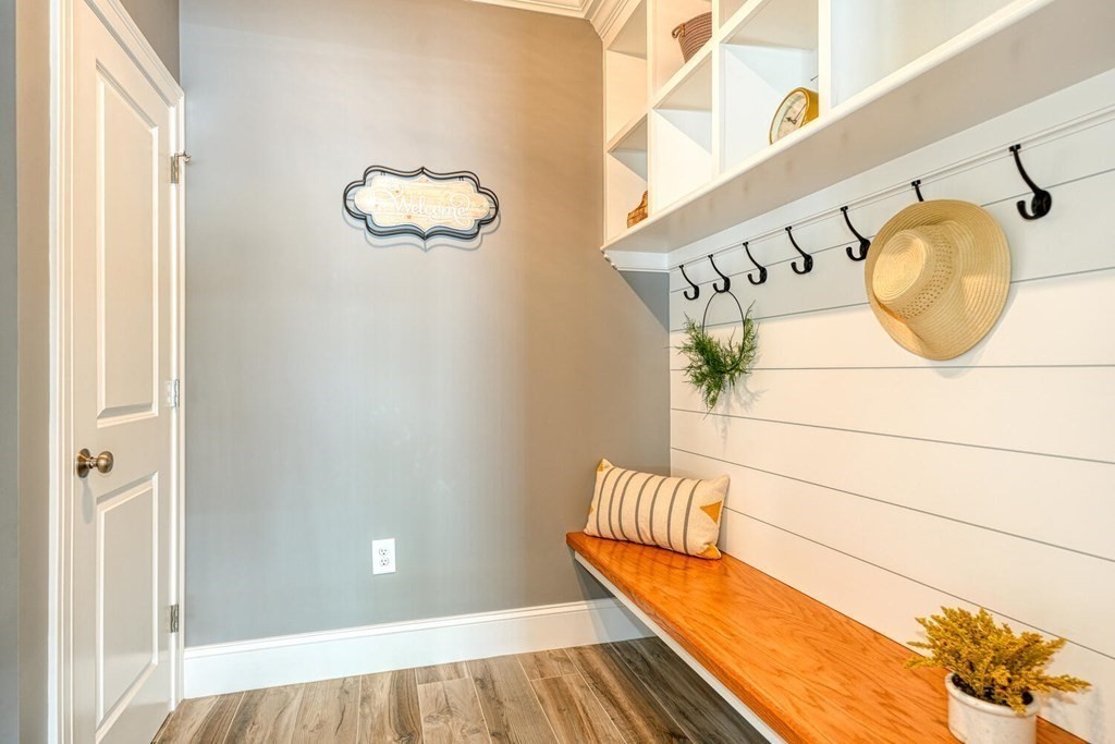 12 Rahway Road Burlington, MA 01803 - Photo 6 of 38