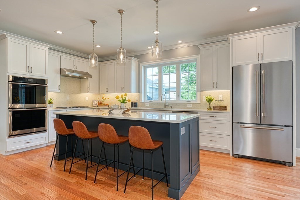 12 Rahway Road Burlington, MA 01803 - Photo 7 of 38