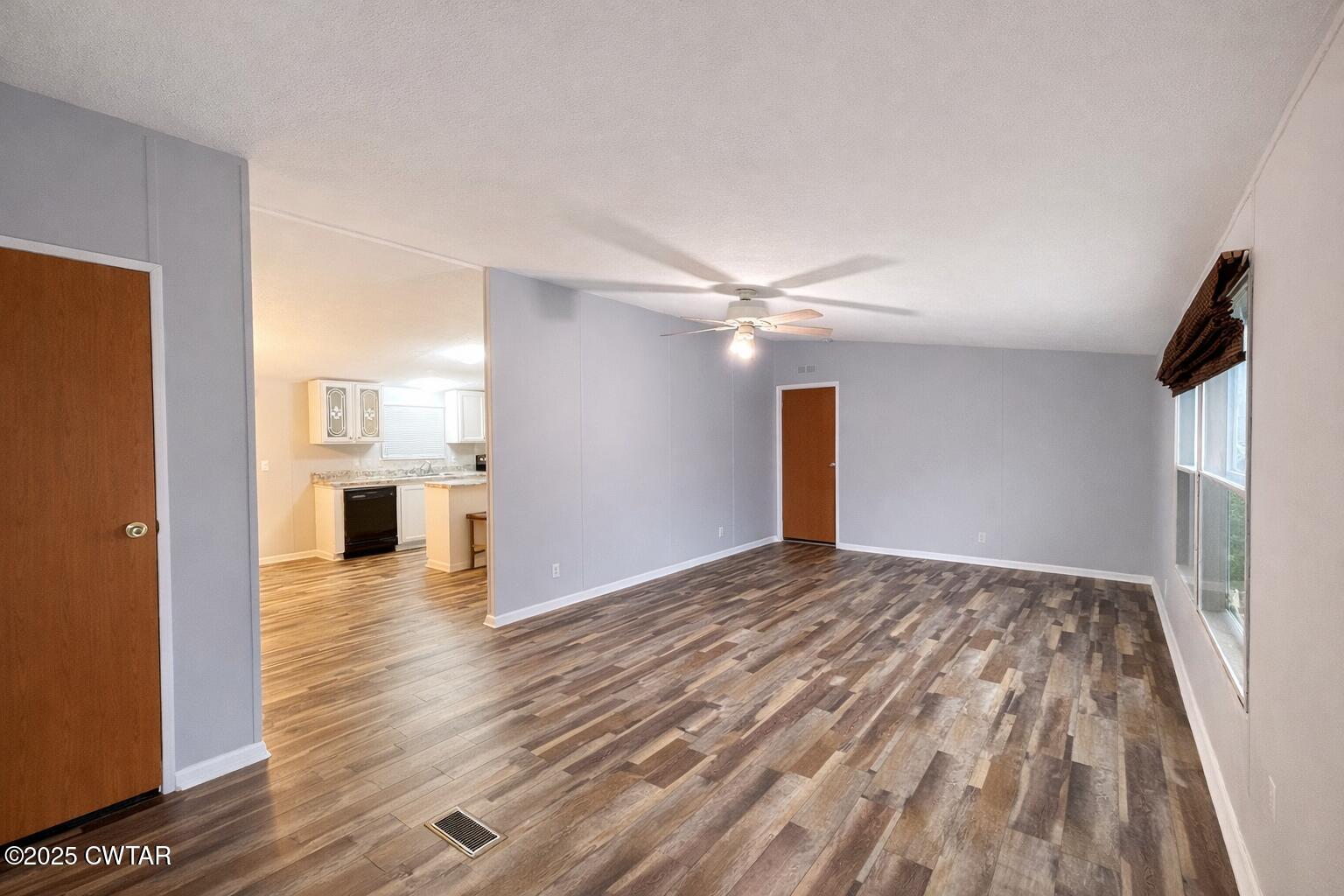 31 Bryce Drive Jackson, TN 38305 - Photo 3 of 24 4F0B374F-3AA5-4966-B536-3EEAAD28C05B