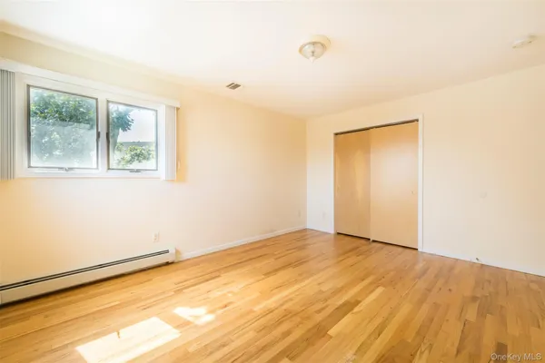 $5,000 | 11 7th Street, Bayville, NY 11709