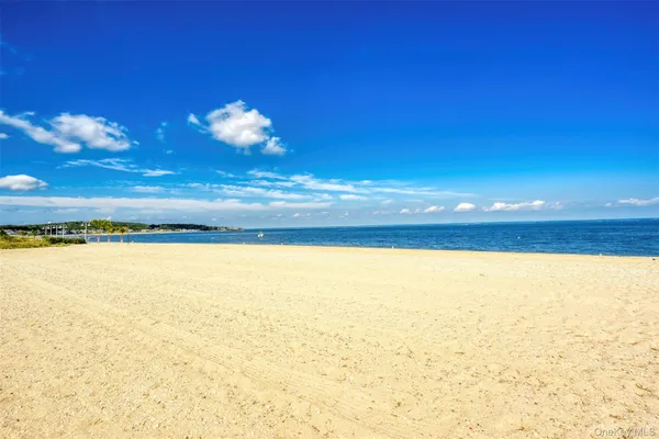 $4,900 | 11 7th Street, Bayville, NY 11709