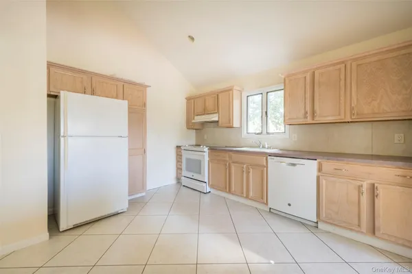 $5,000 | 11 7th Street, Bayville, NY 11709