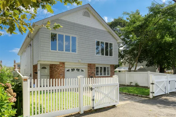 $5,000 | 11 7th Street, Bayville, NY 11709