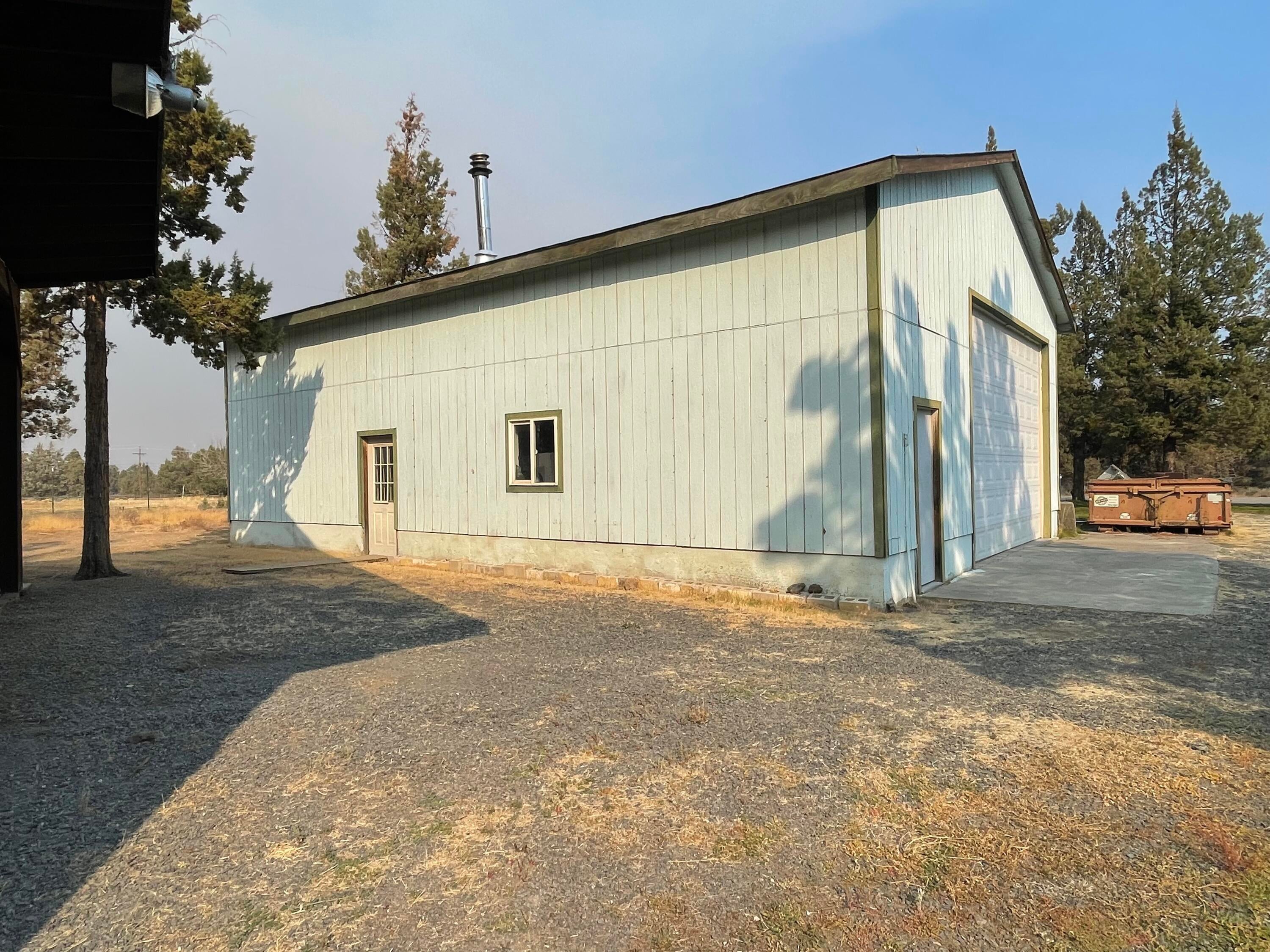 63565 Hughes Road Bend, OR 97701 - Photo 25 of 47 IMG_6718