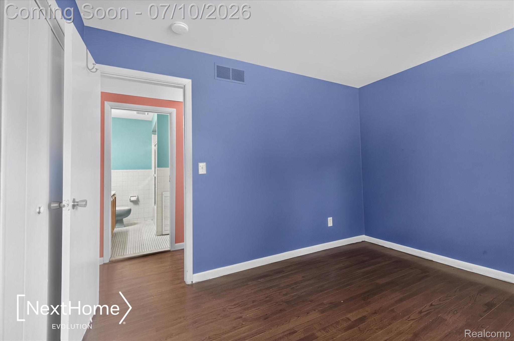 33950 Ecorse Road Romulus, MI 48174 - Photo 17 of 39 19-19-33950-Encore-Ct-Scio-Township-WindowStill.jpg
