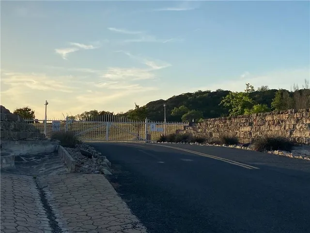 $80,000 | 113 Woodhollow Drive, Bertram, TX 78605