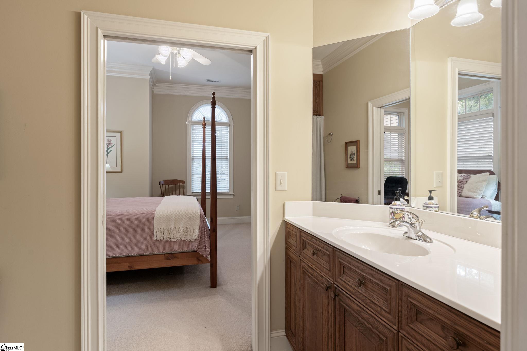 105 East Round Hill Road Greenville, SC 29617 - Photo 23 of 50