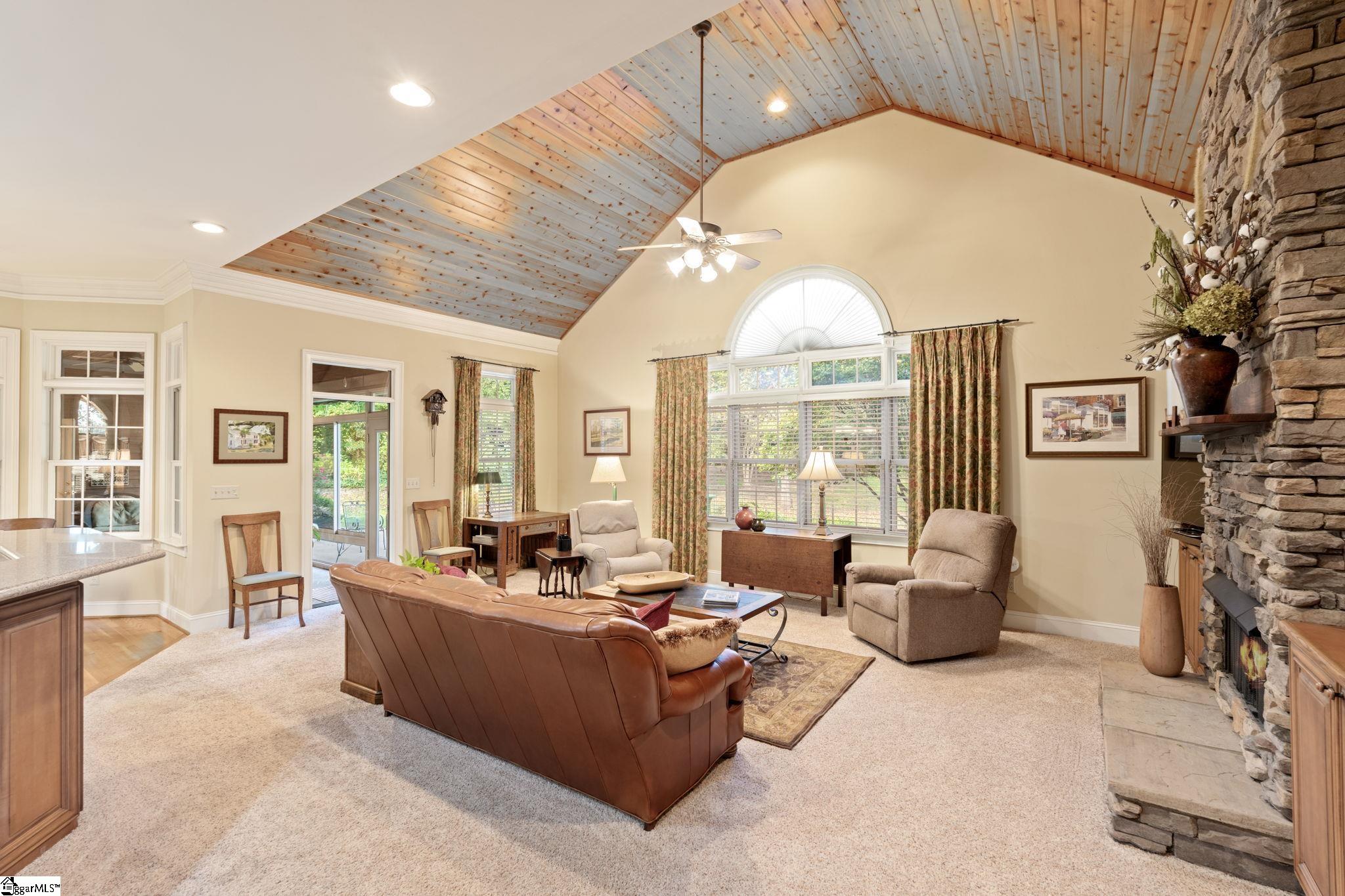 105 East Round Hill Road Greenville, SC 29617 - Photo 30 of 50