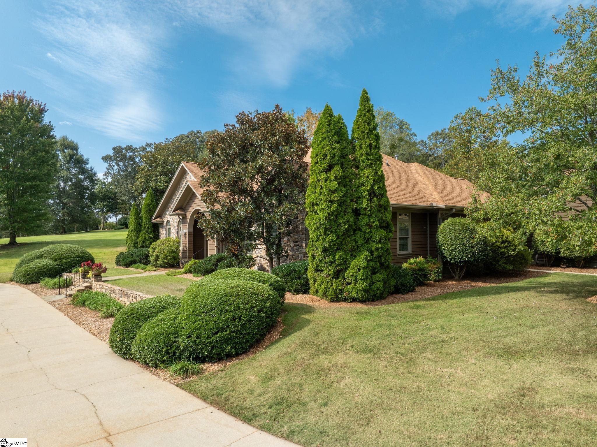 105 East Round Hill Road Greenville, SC 29617 - Photo 3 of 50