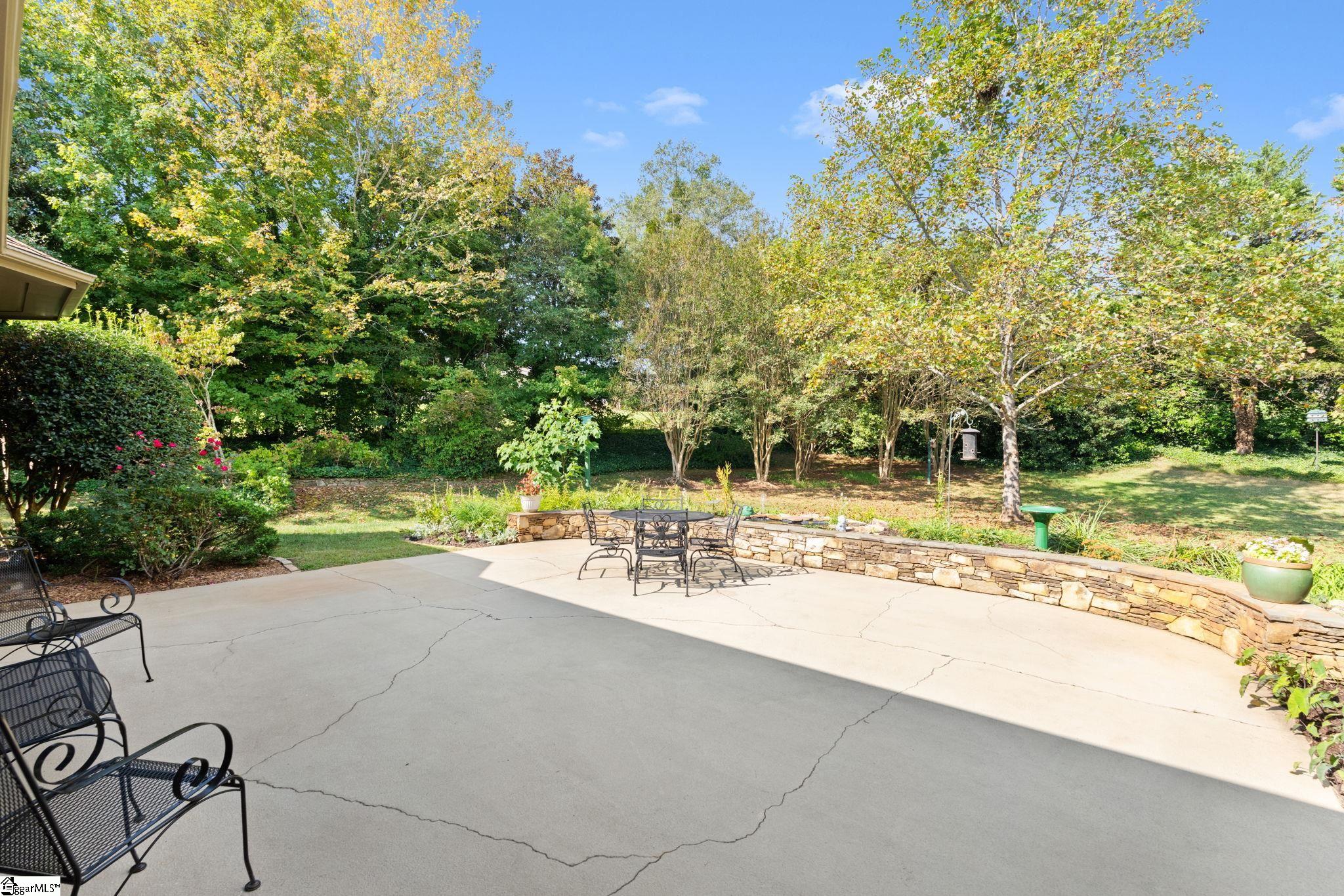 105 East Round Hill Road Greenville, SC 29617 - Photo 40 of 50