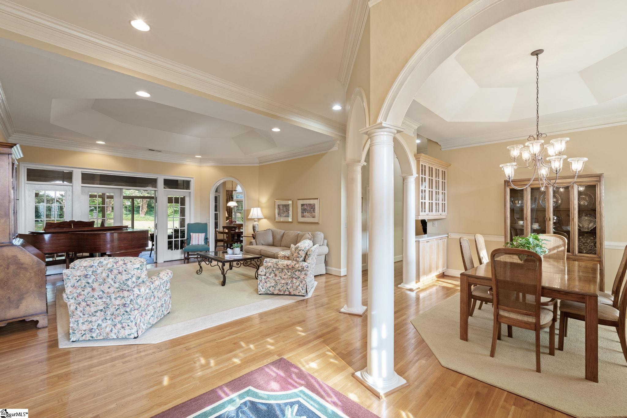 105 East Round Hill Road Greenville, SC 29617 - Photo 8 of 50