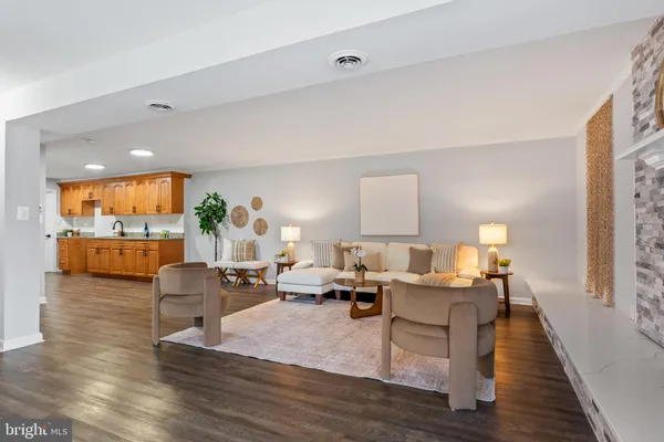$699,000 | 10021 Fox Den Road, Ellicott City, MD 21042