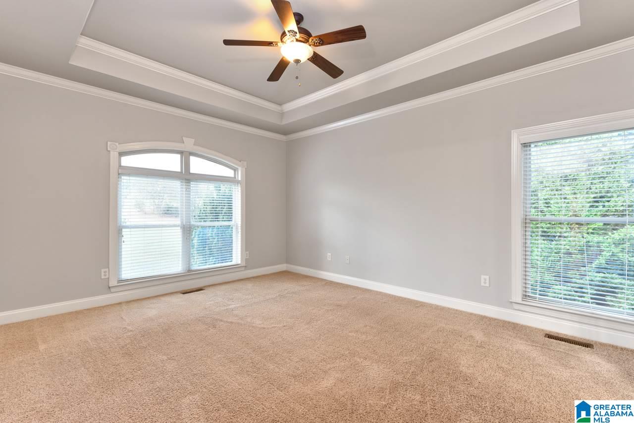 1031 Lake View Lane Calera, AL 35040 - Photo 16 of 43
