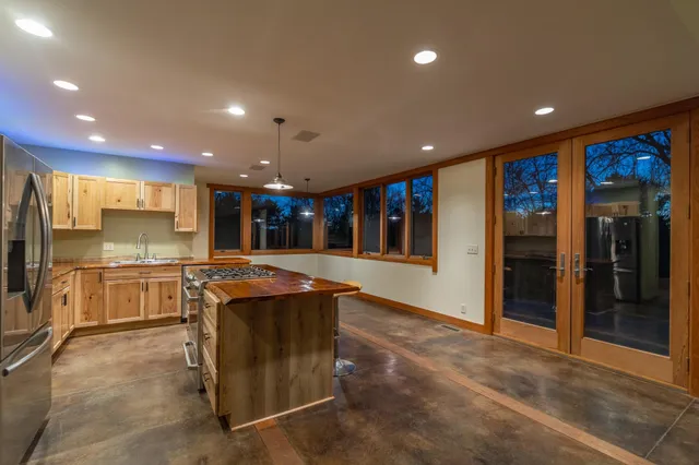 $609,900 | W11545 478th Avenue, Prescott, WI 54021