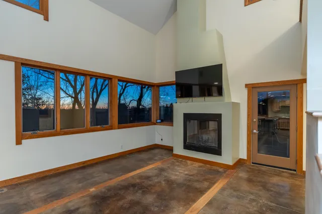 $609,900 | W11545 478th Avenue, Prescott, WI 54021