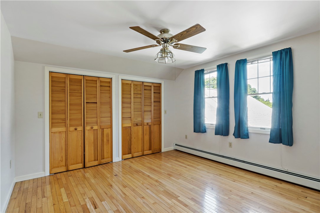813 S Road South Kingstown, RI 02879 - Photo 26 of 32 2nd floor bedroom