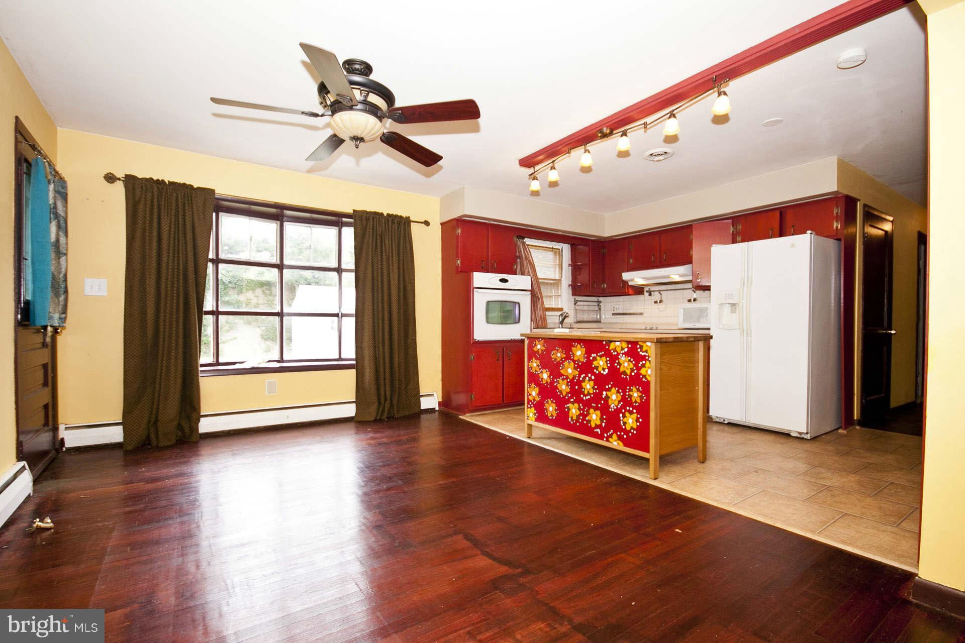 9325 Millbrook Road Ellicott City, MD 21042 - Photo 8 of 30 Interior (General)