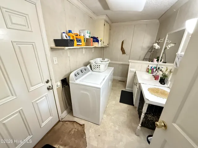 $159,900 | 111 Moore Allen Street, Dudley, NC 28333