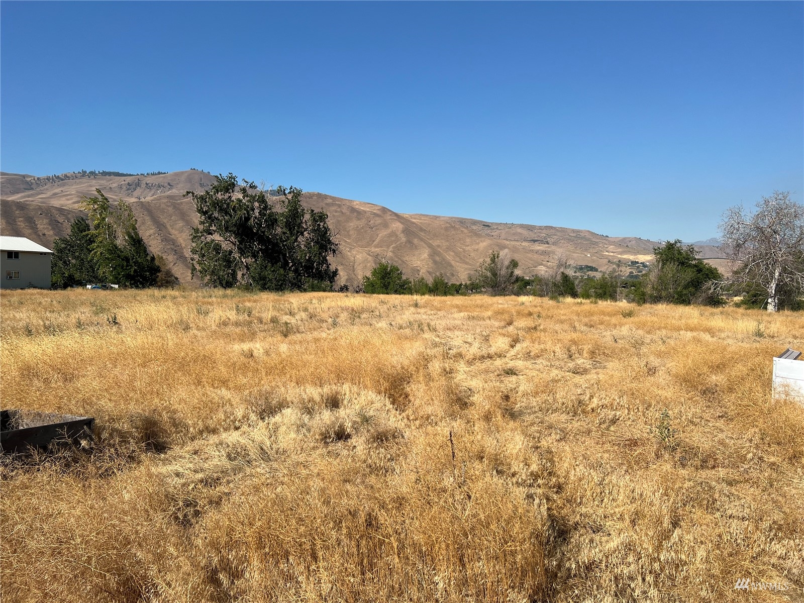 1009 Downs Road Wenatchee, WA 98801 - Photo 8 of 14 Gallery Image 8