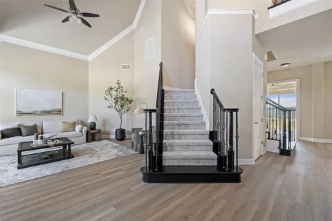 $1,495,000 | 2702 Lakehurst Road, Spicewood, TX 78669