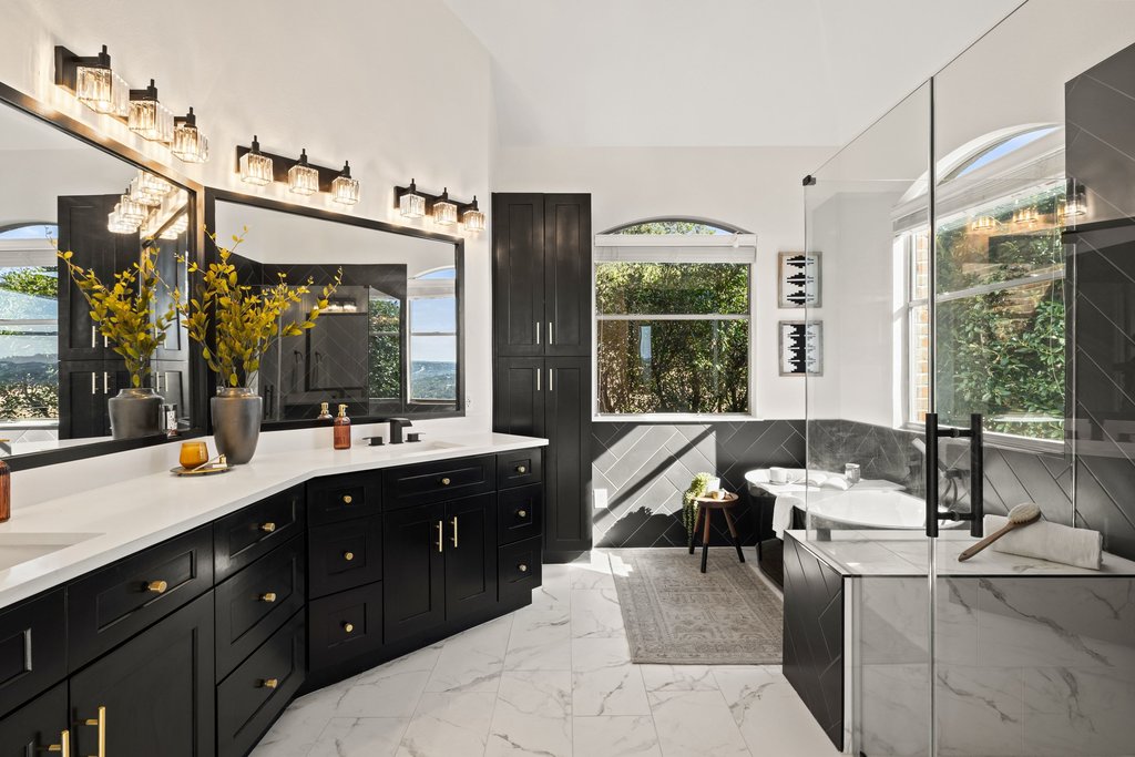 2702 Lakehurst Road Spicewood, TX 78669 - Photo 20 of 40