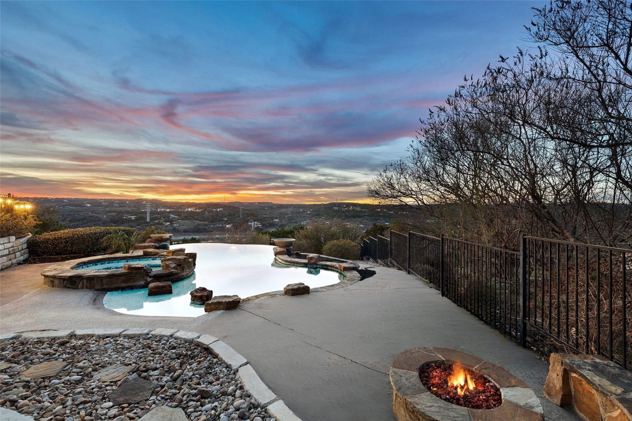 2702 Lakehurst Road Spicewood, TX 78669 - Photo 2 of 40