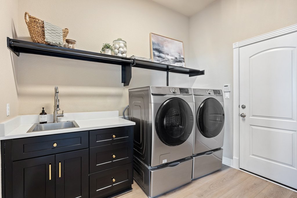 2702 Lakehurst Road Spicewood, TX 78669 - Photo 25 of 40