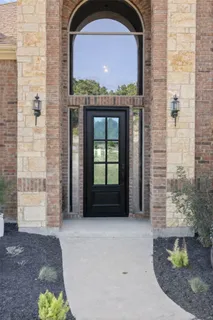 $1,495,000 | 2702 Lakehurst Road, Spicewood, TX 78669