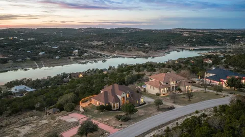 $1,495,000 | 2702 Lakehurst Road, Spicewood, TX 78669
