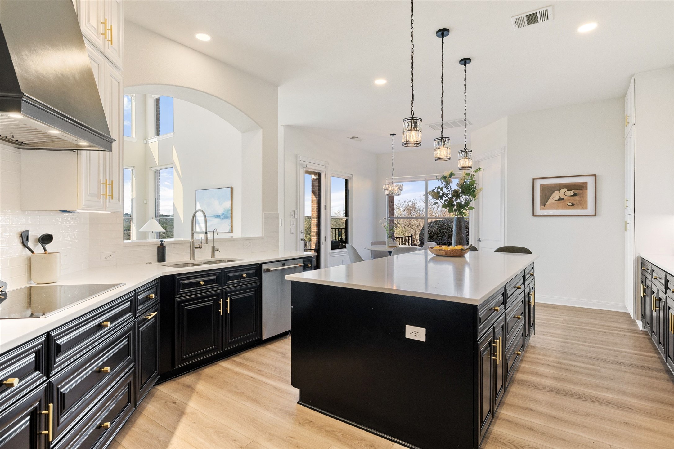 2702 Lakehurst Road Spicewood, TX 78669 - Photo 5 of 40