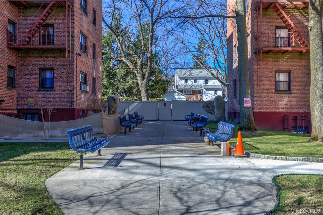 50 White Oak Street, Unit 3G New Rochelle, NY 10801 - Photo 15 of 16 a house view with sitting space and garden space