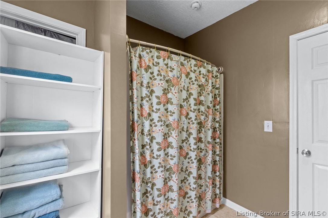 9105 High Street Georgetown, IN 47122 - Photo 12 of 28