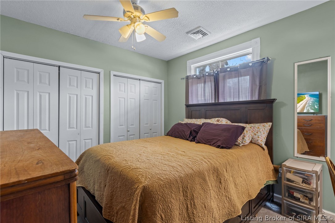 9105 High Street Georgetown, IN 47122 - Photo 10 of 28