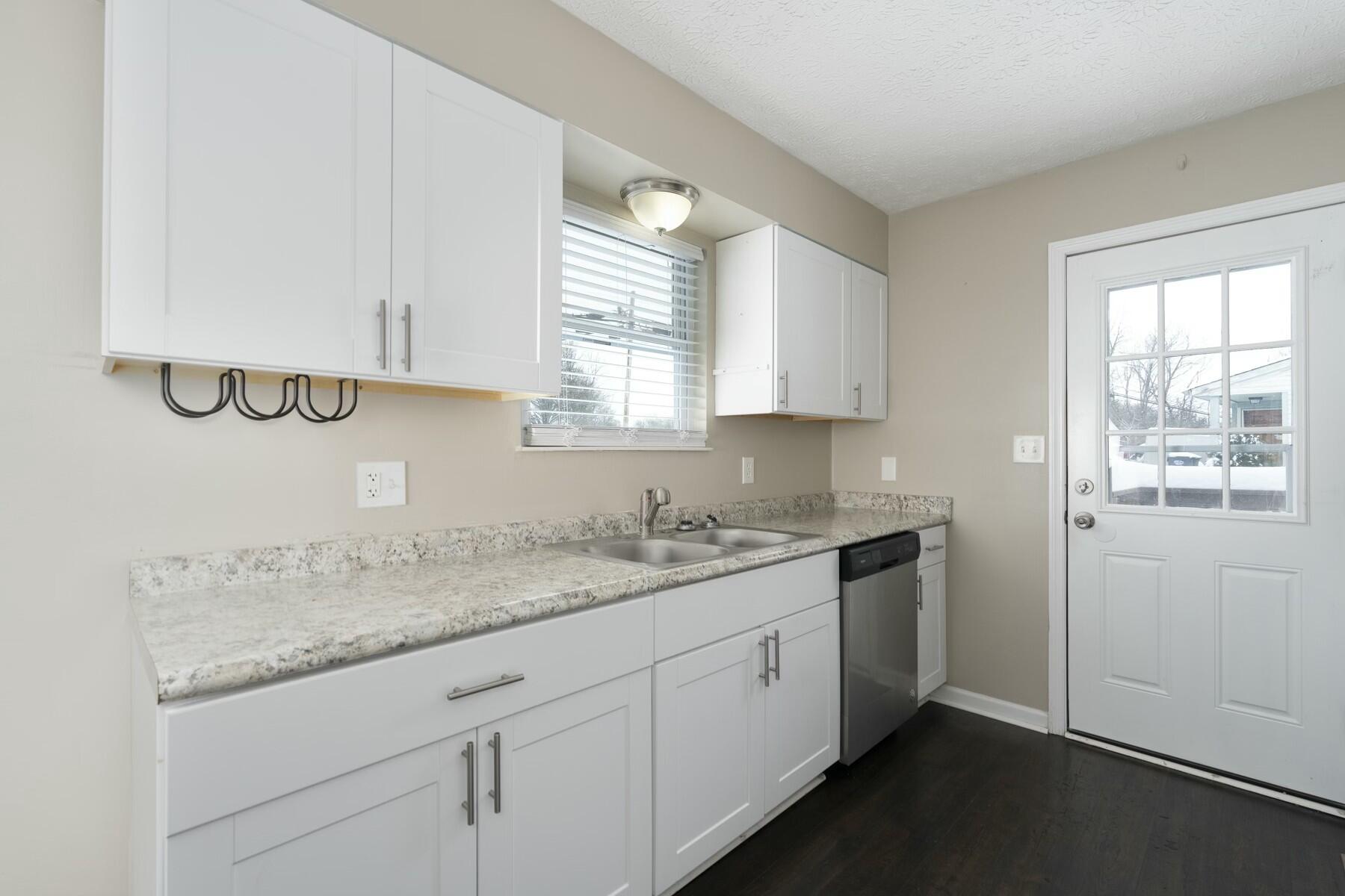 6215 East Bend Road Burlington, KY 41005 - Photo 13 of 26 Gallery Image 13