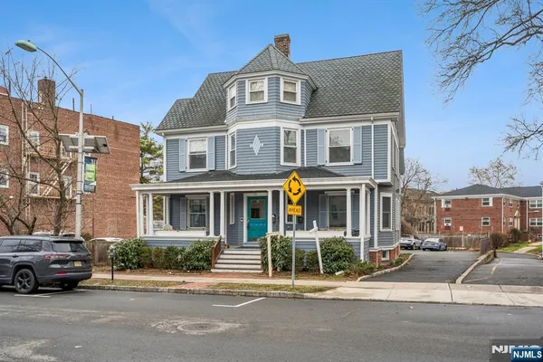 $1,250,000 | 94 Church Street, Montclair, NJ 07042