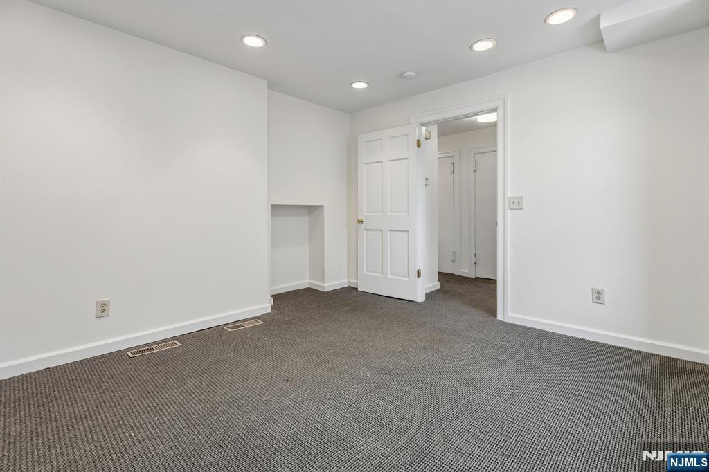 94 Church Street Montclair, NJ 07042 - Photo 10 of 49