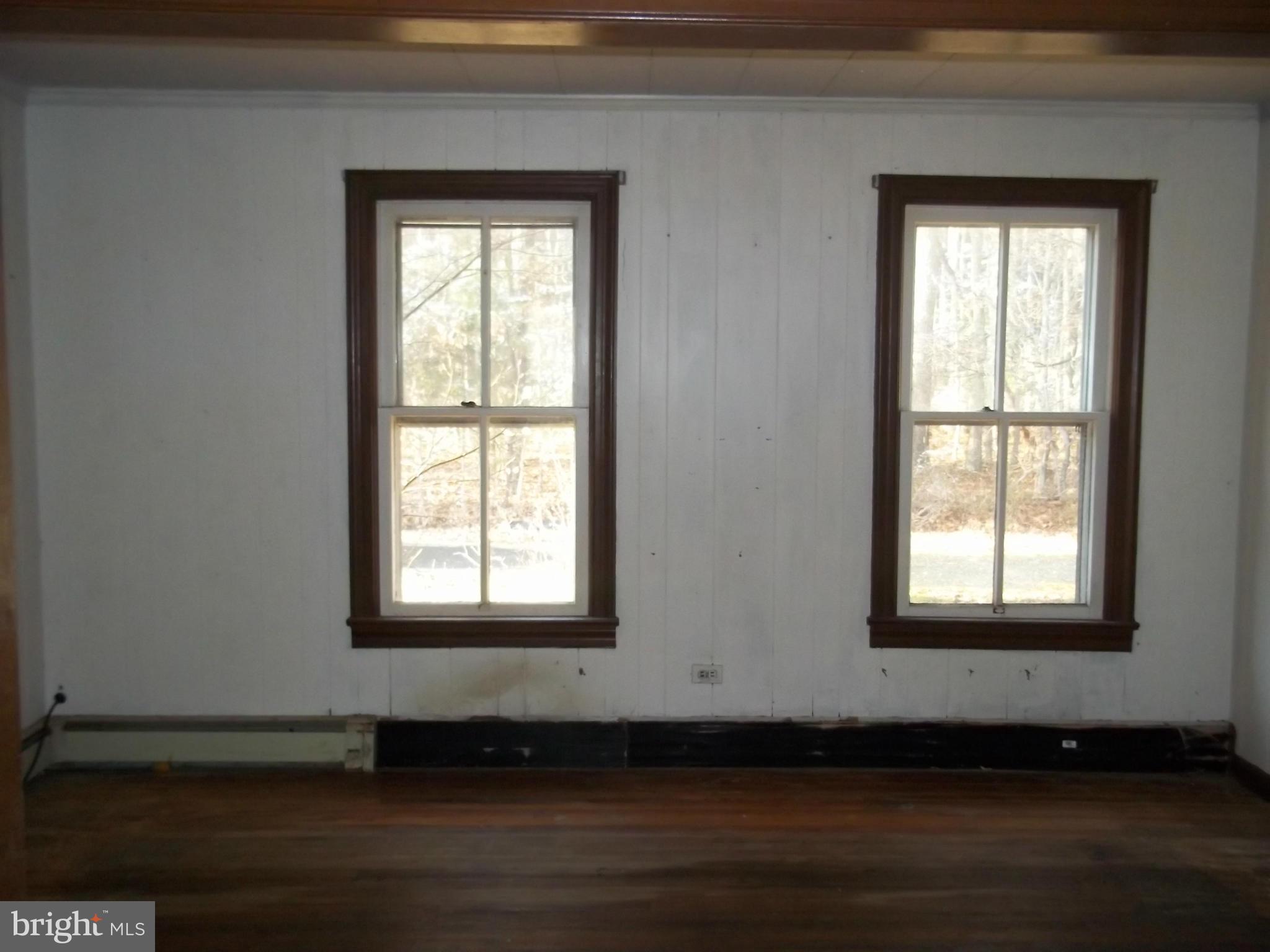 5707 Cassons Neck Road Cambridge, MD 21613 - Photo 4 of 16 Interior (General)