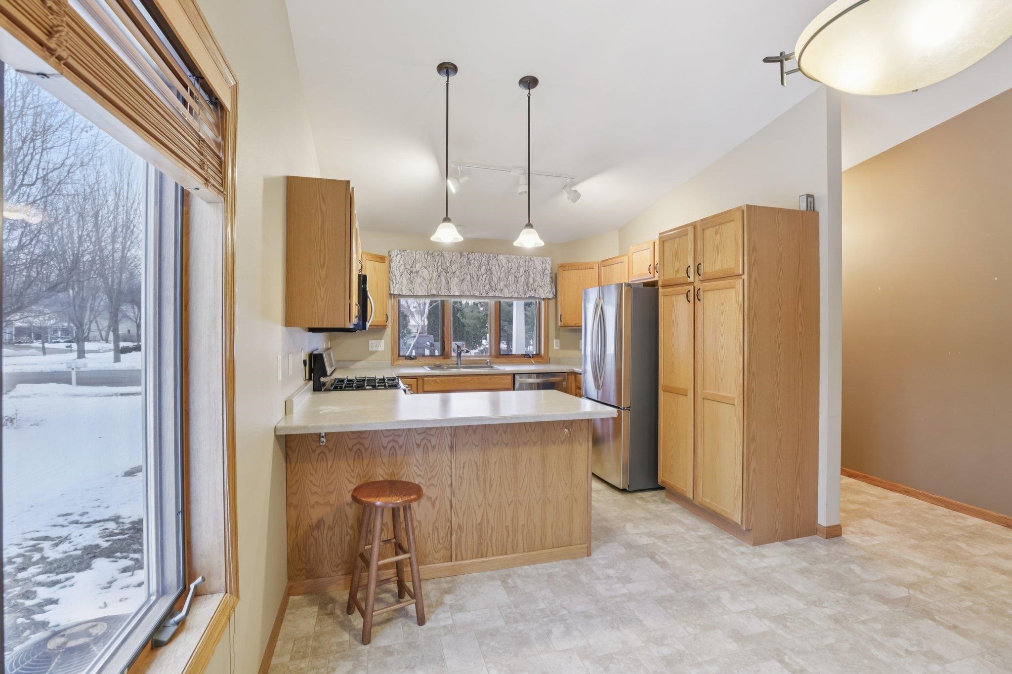 5879 Holscher Road McFarland, WI 53558 - Photo 9 of 33